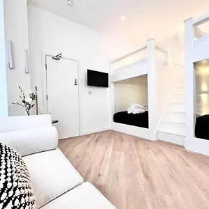  Apartment The Iv, The Kove, United Kingdom