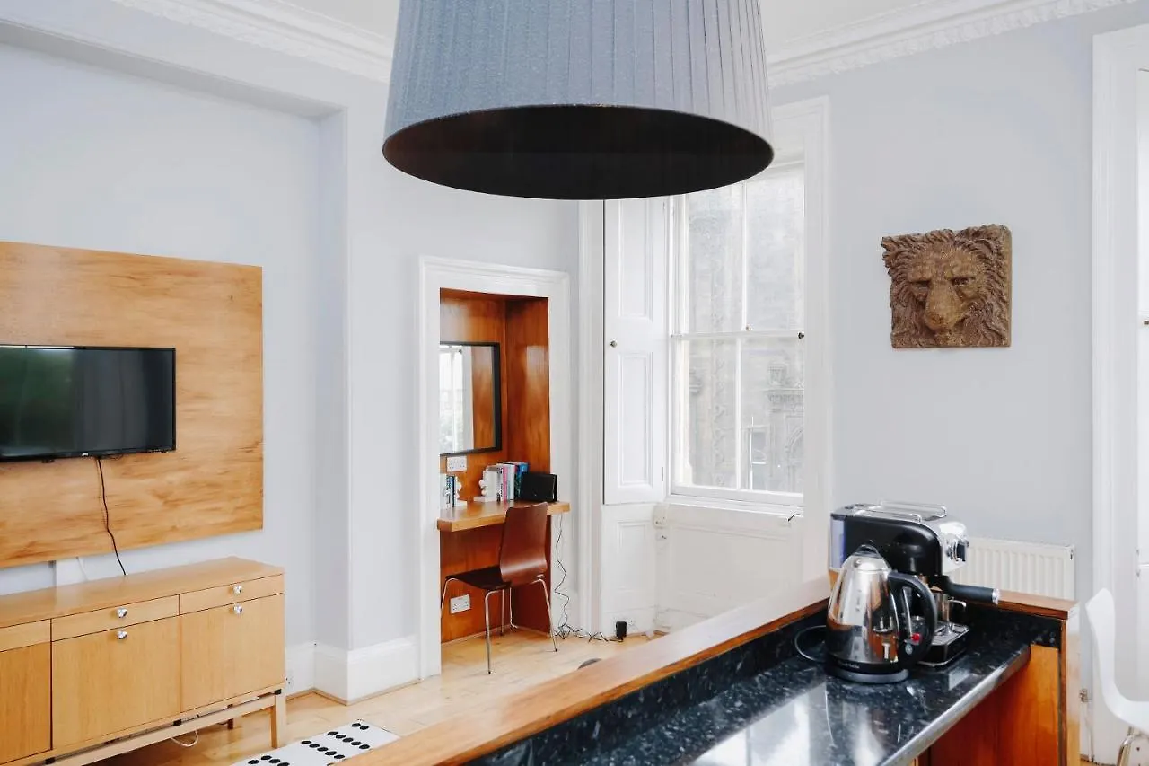 Joivy Lovely Flat In The Heart Of Edinburgh United Kingdom